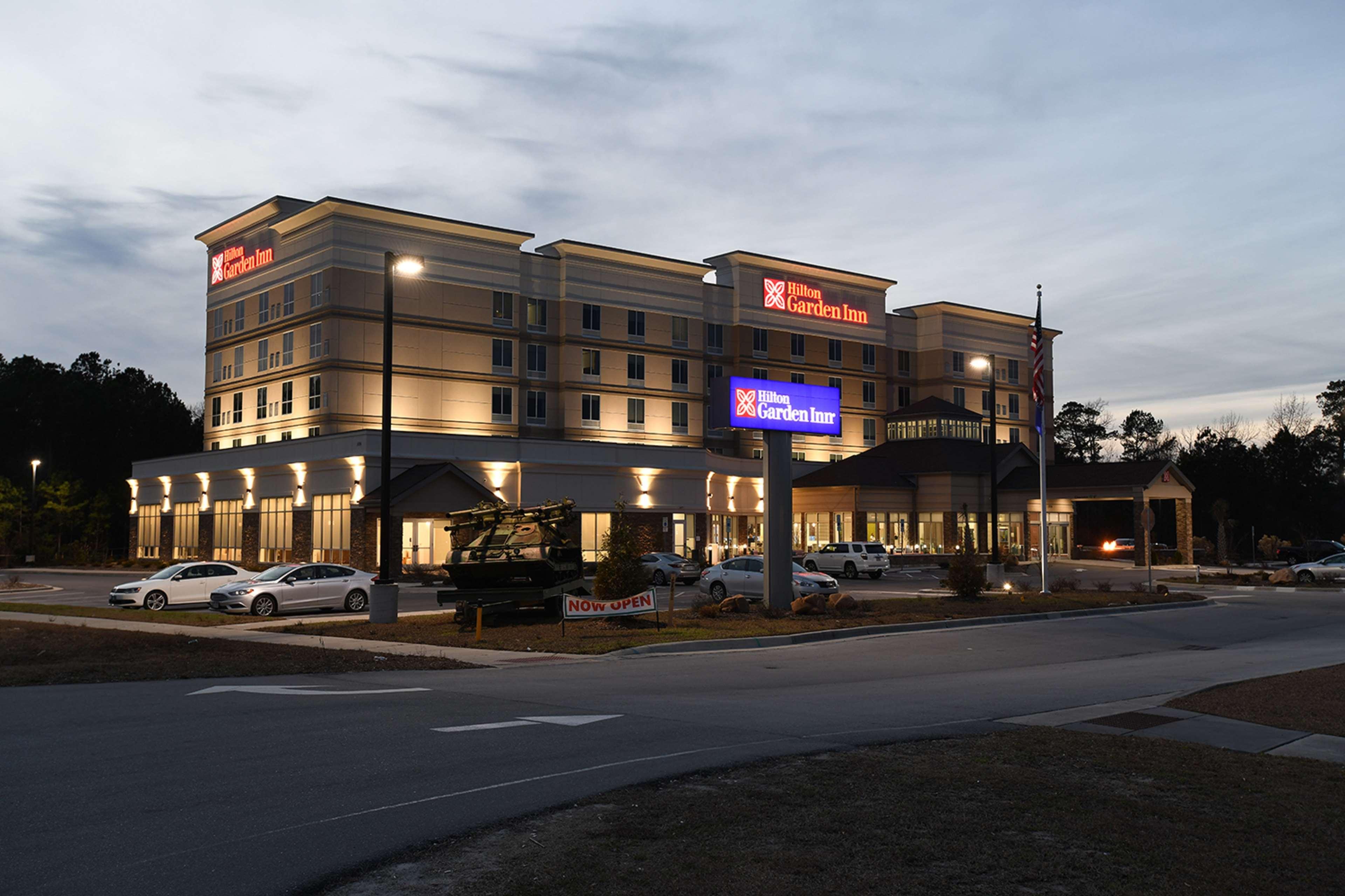 Hilton Garden Inn Jacksonville Exterior foto